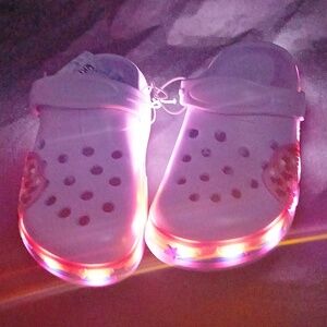 Source Unknown Lightted  Kids Lavender Clogs with Rainbow Trim